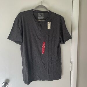 Men’s knit short sleeve henley